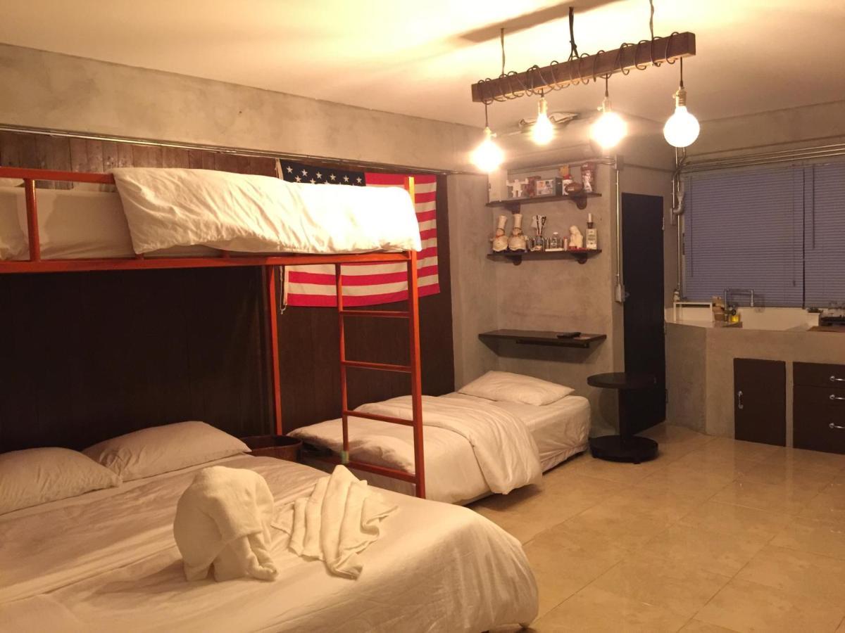Renovated Loft Style Condo Bangkok Exterior foto